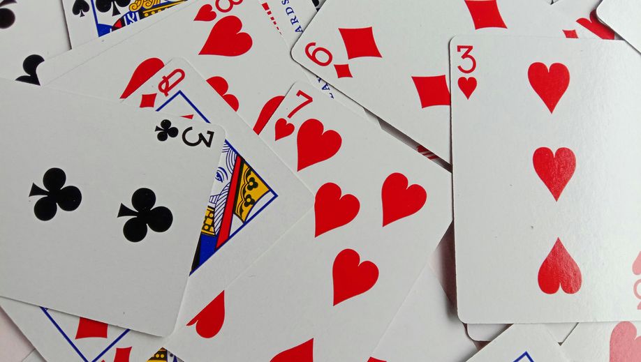 Comparaison entre Simsinos Casino et ses concurrents